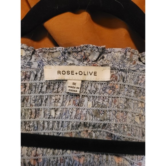 Light Blue Flowered Blouse - Picture 2 of 3